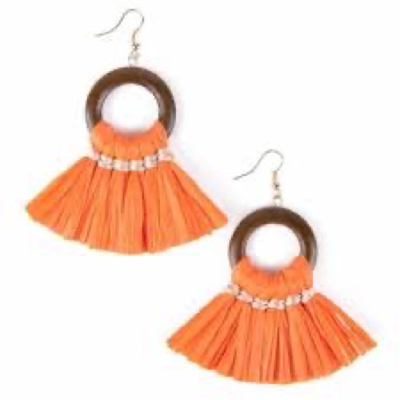 Plunder Everette Earrings 10$